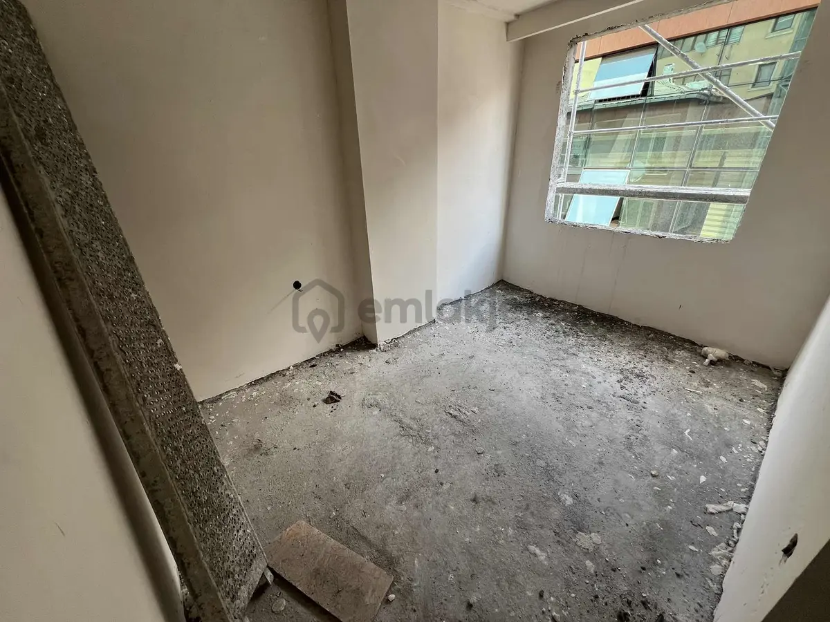 Halkalı Ana Cadde Üzeri Sıfır Arakat - 3