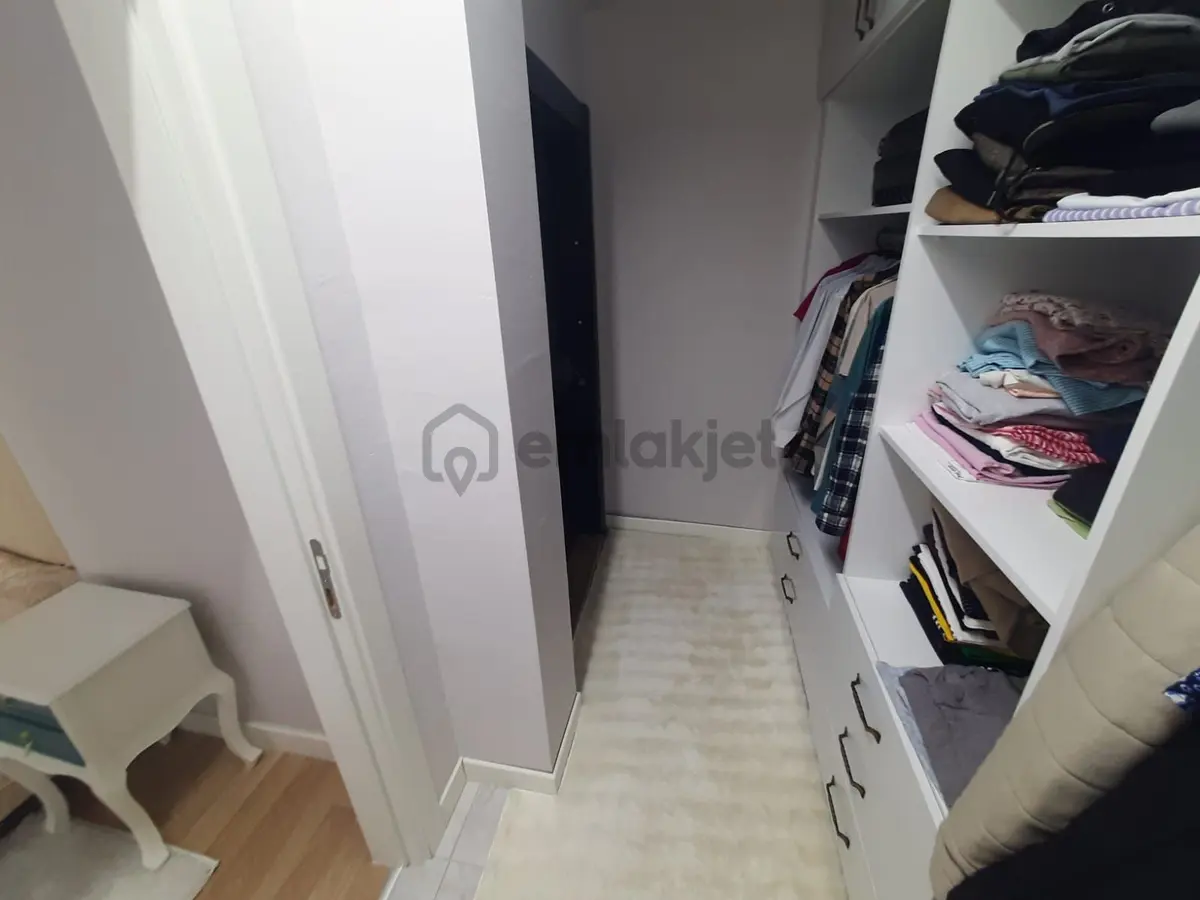 Akdeniz Mah'de Az Katlı Çok Tatlı Lüks 4+1 Kullanımlı - 21
