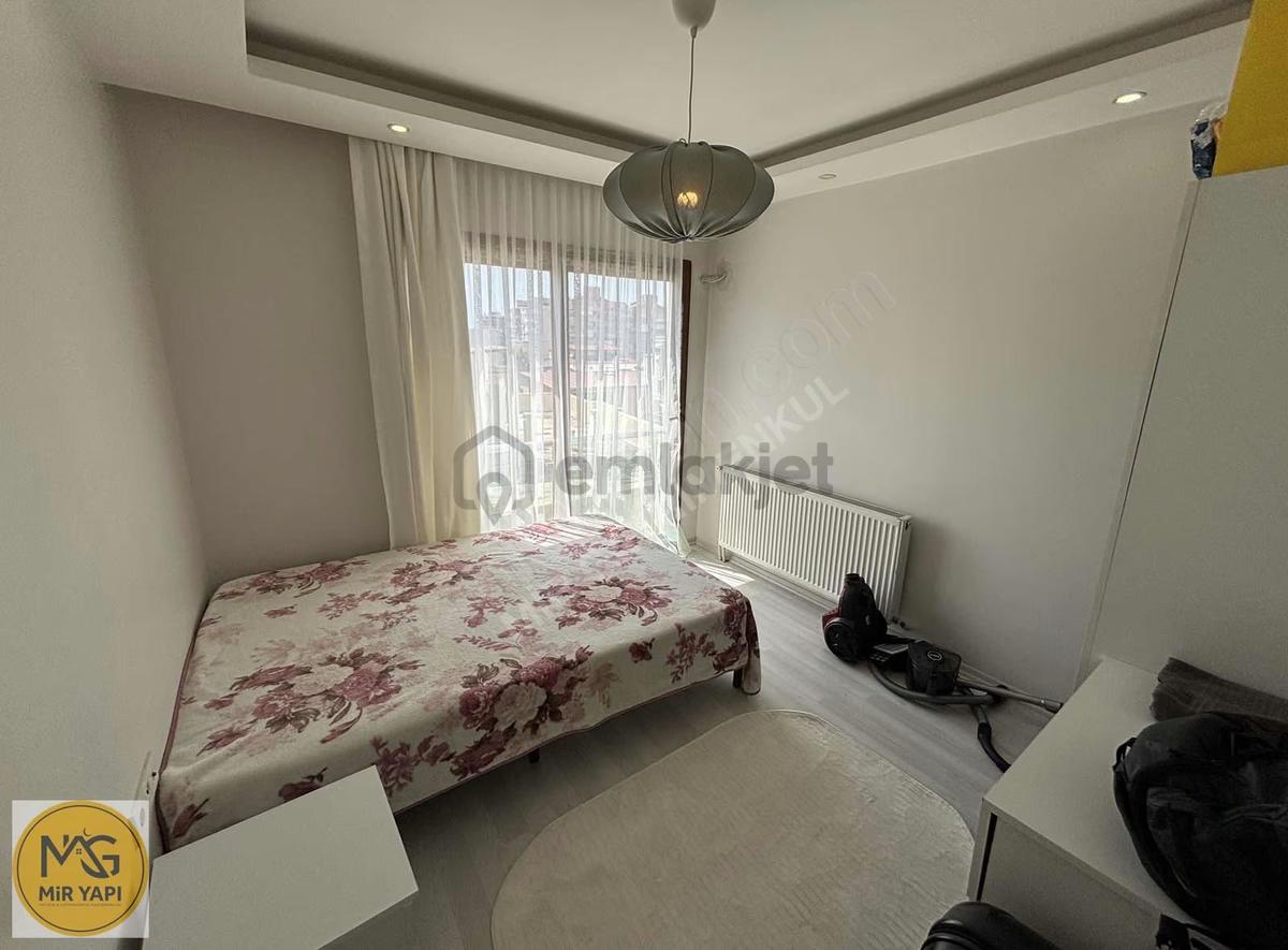 Mirden Kuruçeşmede Satılık Arakat Geniş 1+1 Daire - 3