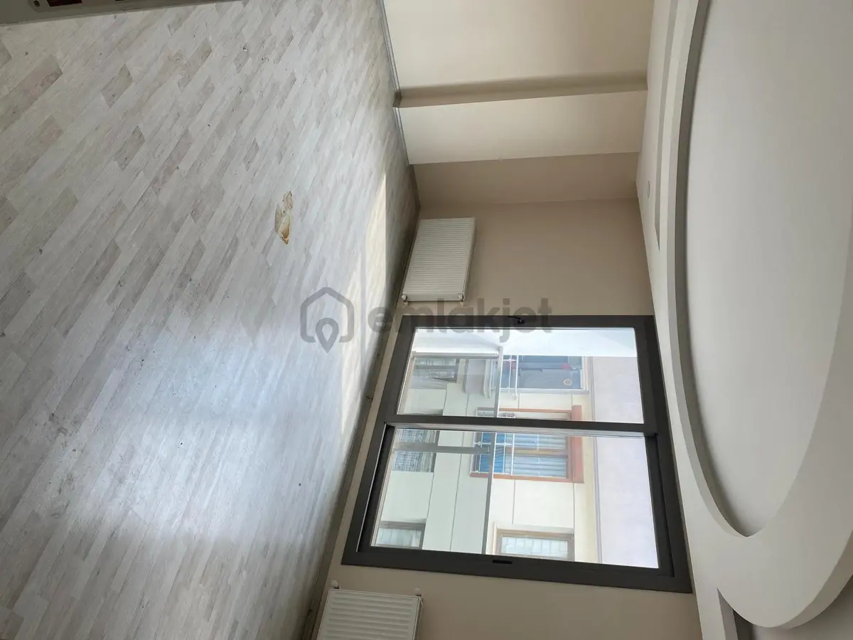 Buca Kozağaç Mahallesinde Kiralık 3+1 Ebeveynli Çift Cephe Ev - 14