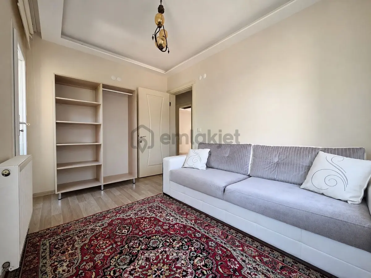 Urla Zeytinalanı'nda Satılık Doğalgazlı 4+1 Villa - 26