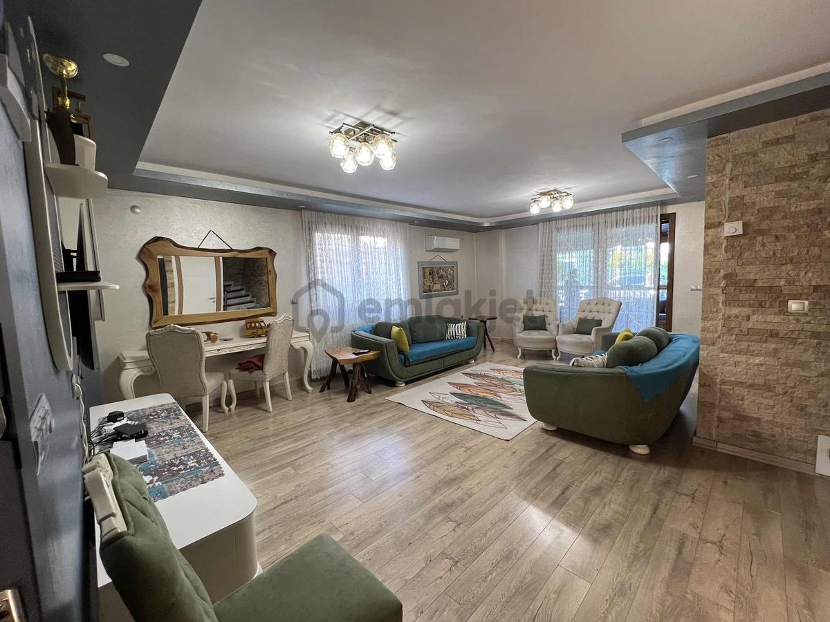 Pasifikten Menderes Mithatpaşada 5+2 Tripleks Villa - 23