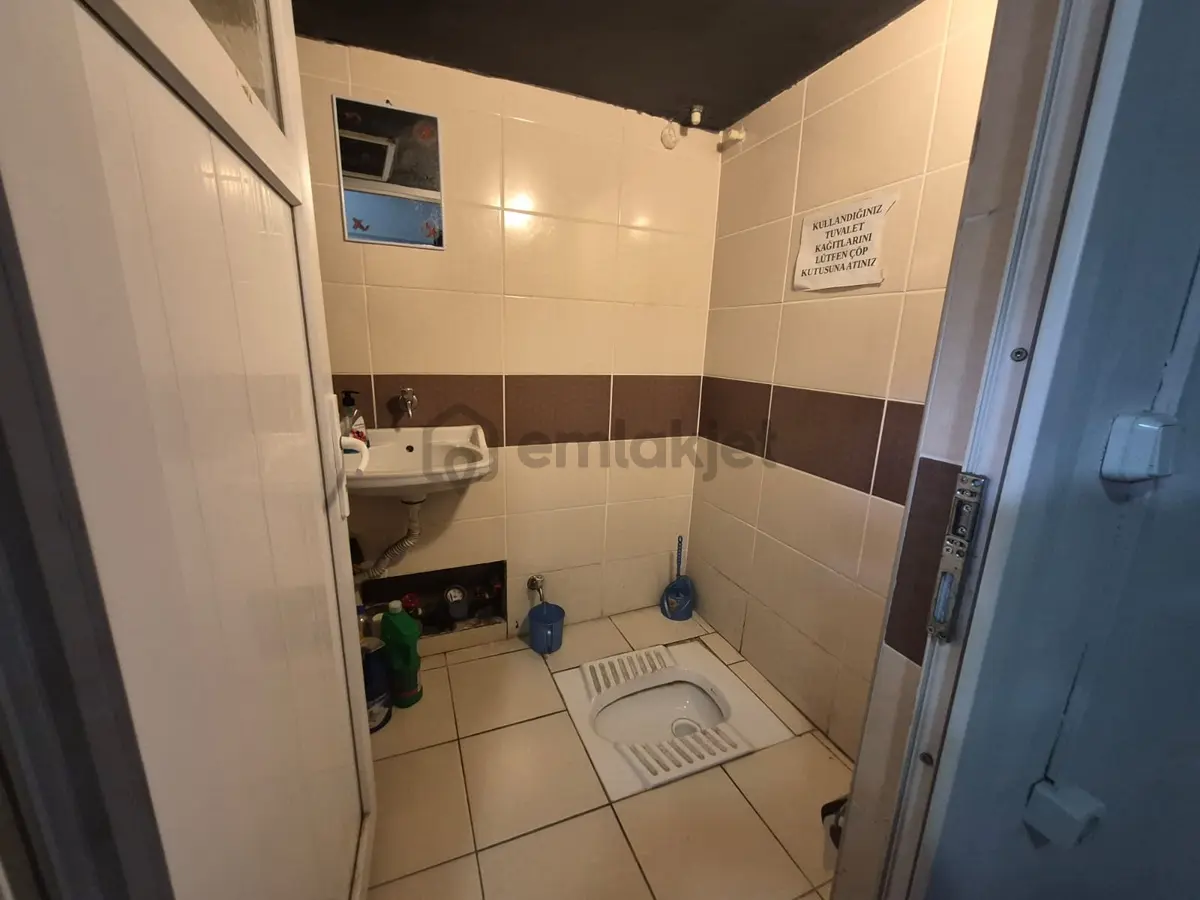 Amazon'dan Denizevlerinde Kiracılı 120 M² Satılık İşyeri - 18