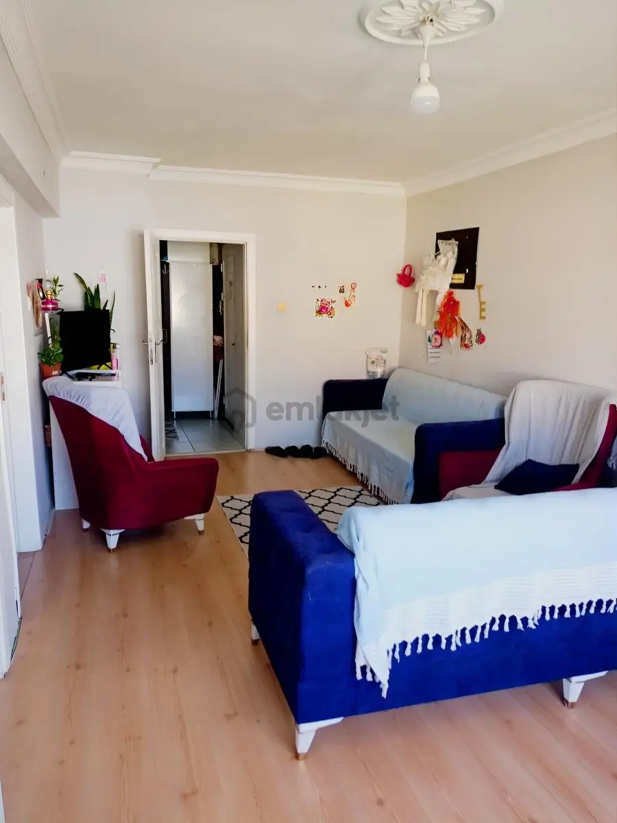 Sincan Akşemsettinde İki Katlı Binada Ön Cephe Satılık Daire - 9