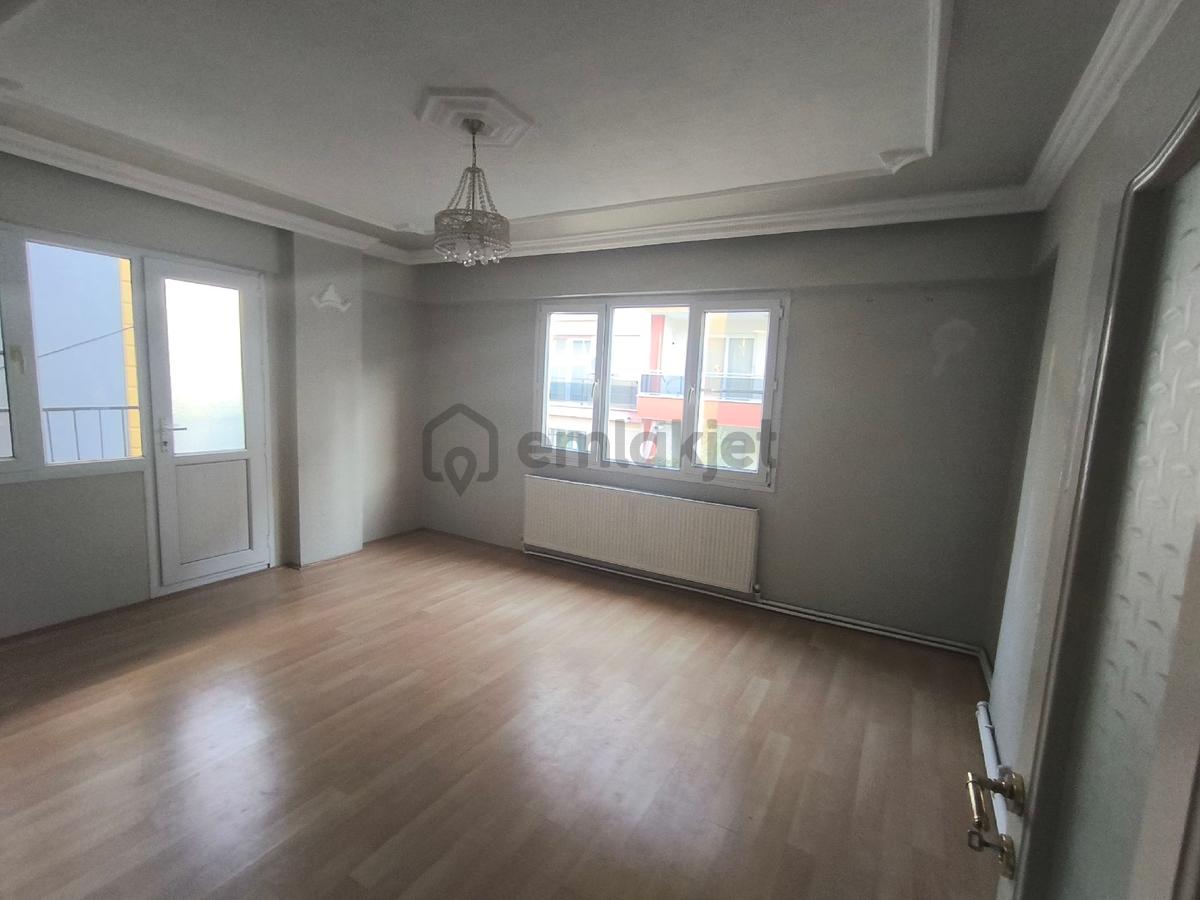 Kurtuluş Mah Kiralık 3+1 Doğalgazlı Daire - 15