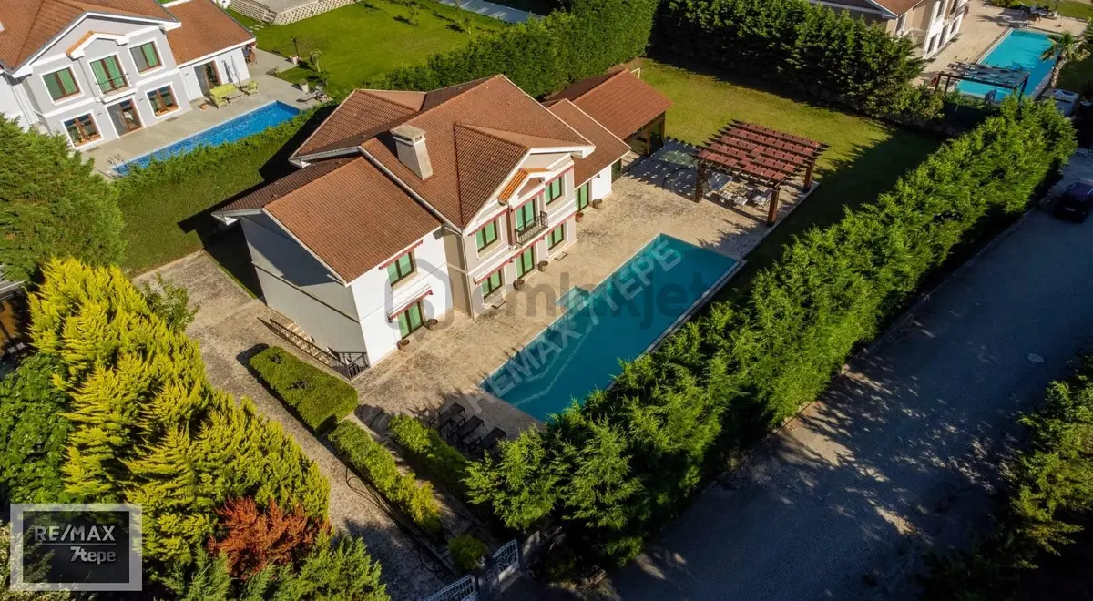 Riva'da Ormanın Kalbinde Kiralık Malikane - 17