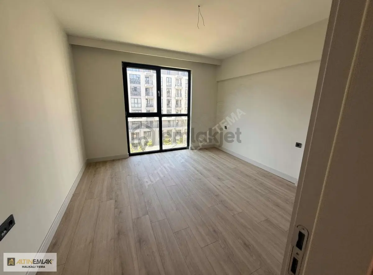 Sefaköy Sinpaş Boulevard'da 1+1 Lüks Satılık Daire 65m² - 7