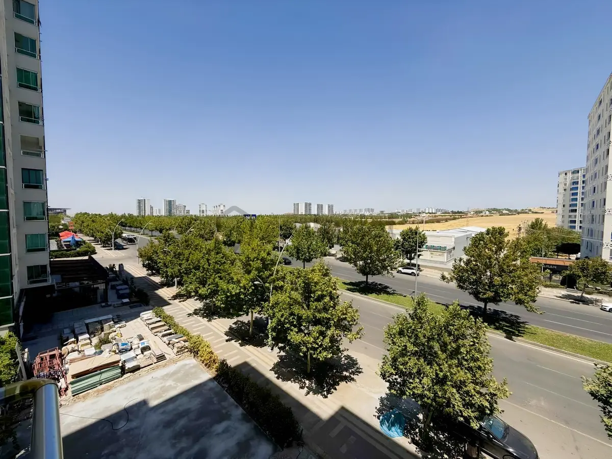 Stadyum Yolu Üzeri Satılık 4,5+1 Daire - 10