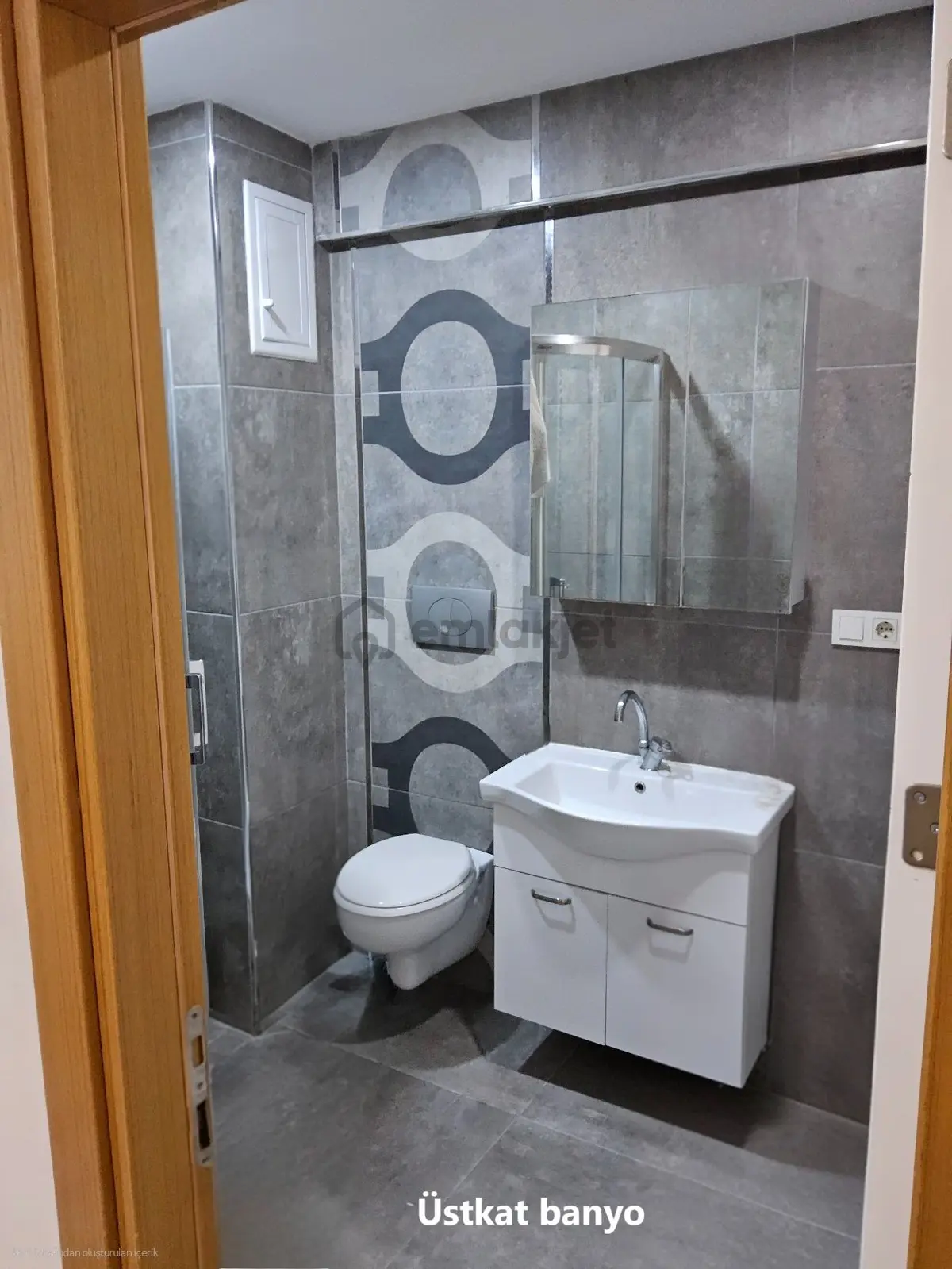 Sahibinden 3+1 - 140m2 + 40m2 Bahceli Ters Dubleks - Güney Cephe - 18