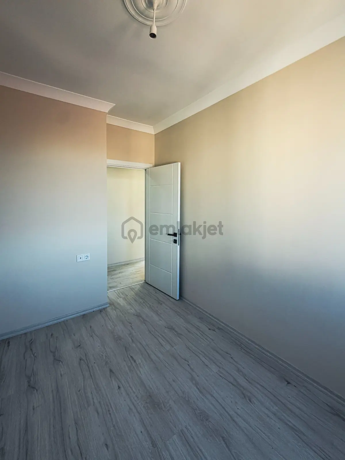 Kavakpınar'da Sıfır 8. Kat 2+1 Kiralık Daire - 21