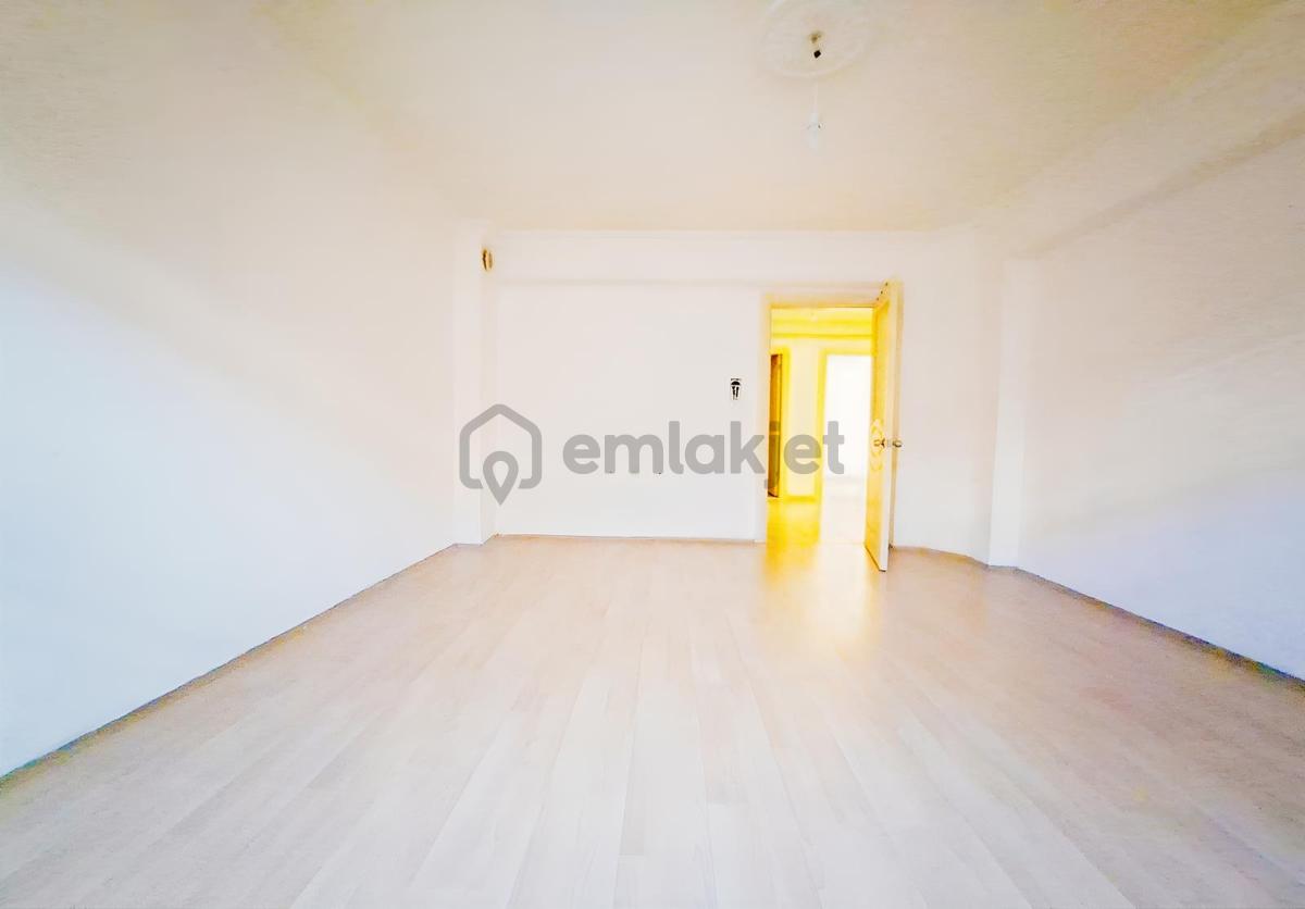 Kuşcağızda Kiralık 3+1 Asansörlü & Çift Balkonlu - 8
