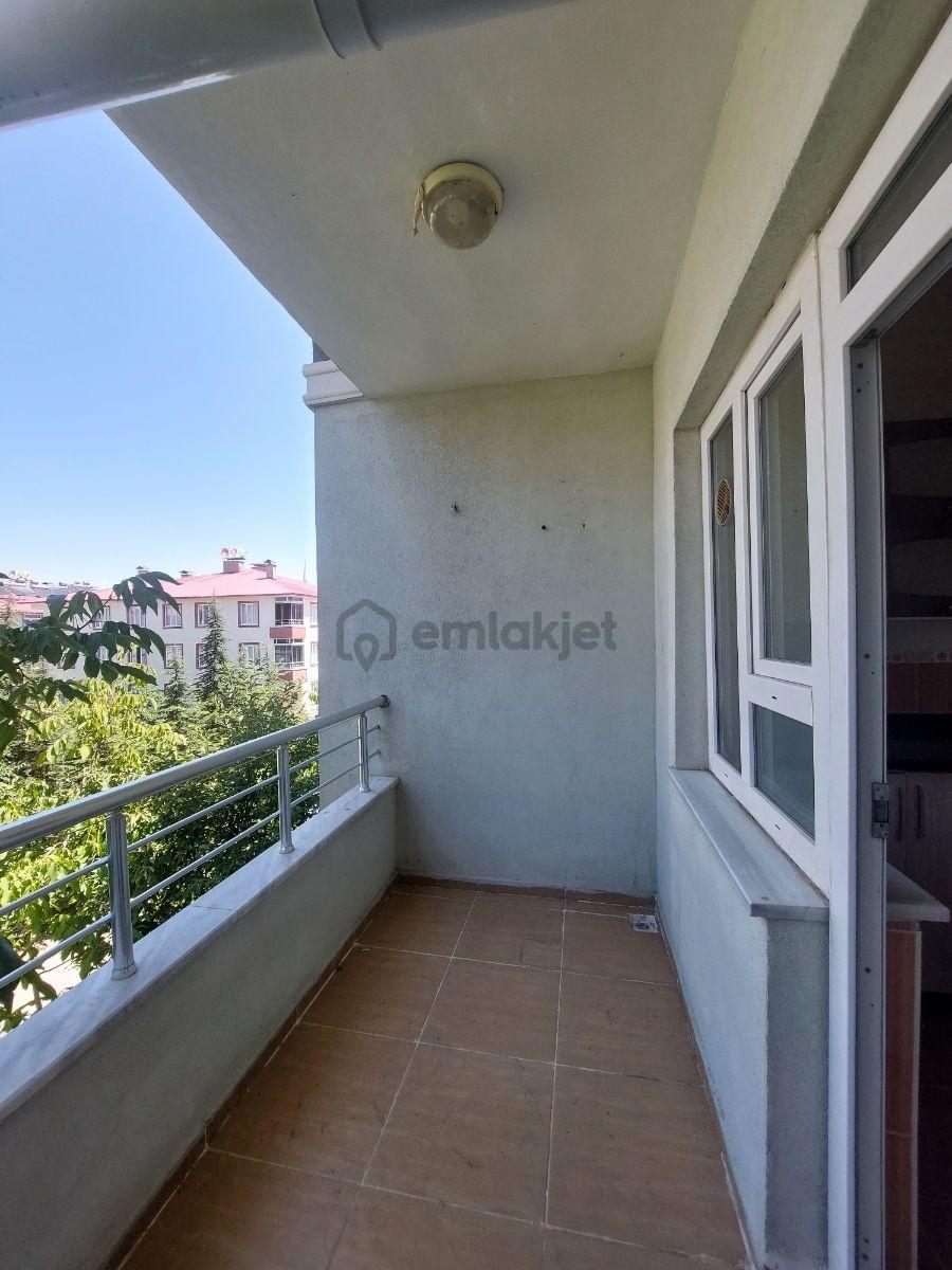 Emlak Dünyasından İnalı Mahallesinde Kiralık Daire - 17