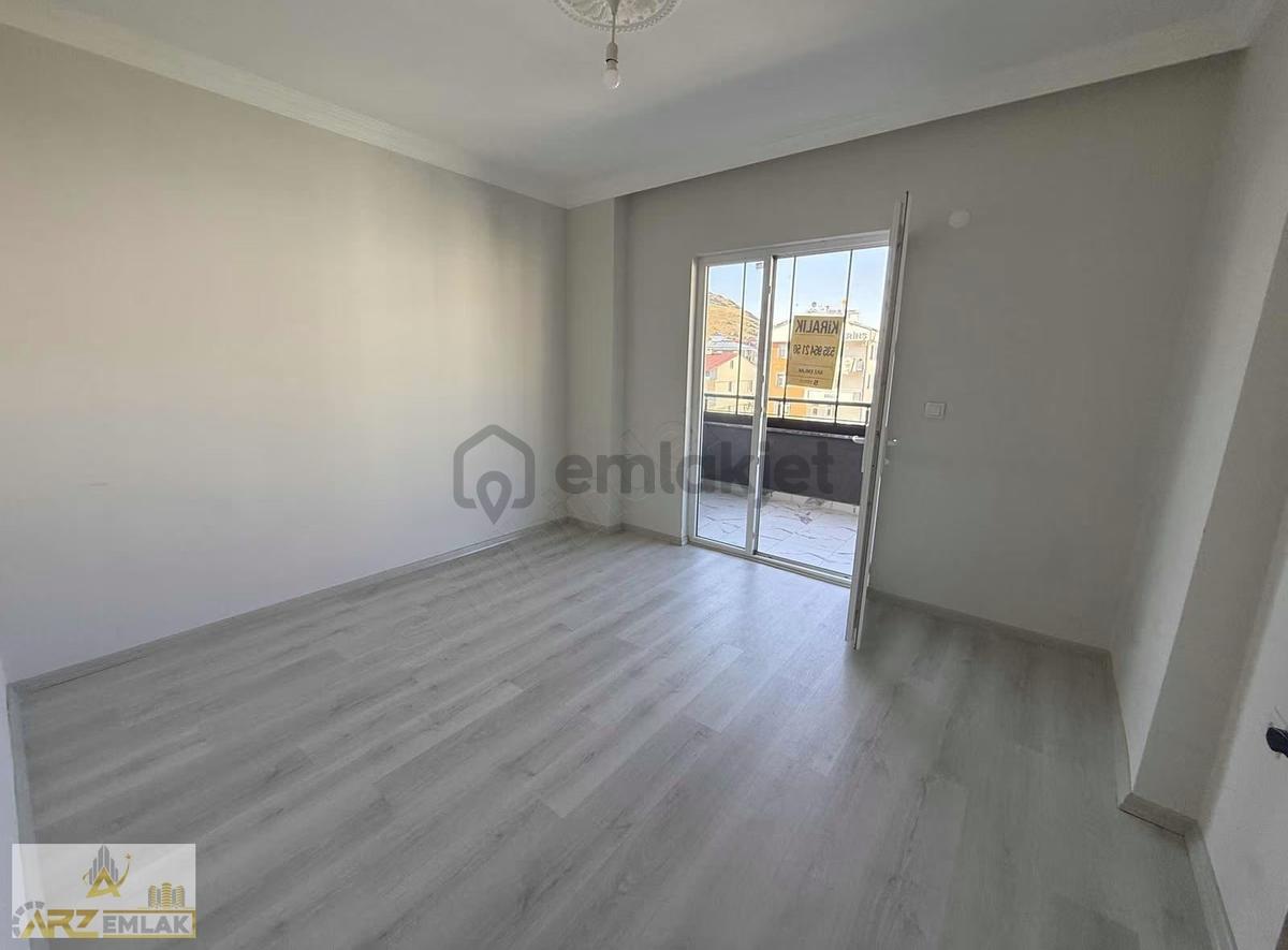 Arz'dan Kiralık 2+1 Daire Şıngah İmam Hatip Yani - 9