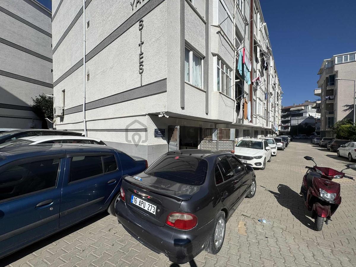 Dayı Emlaktan Kumlada Köşe Garaj - 15