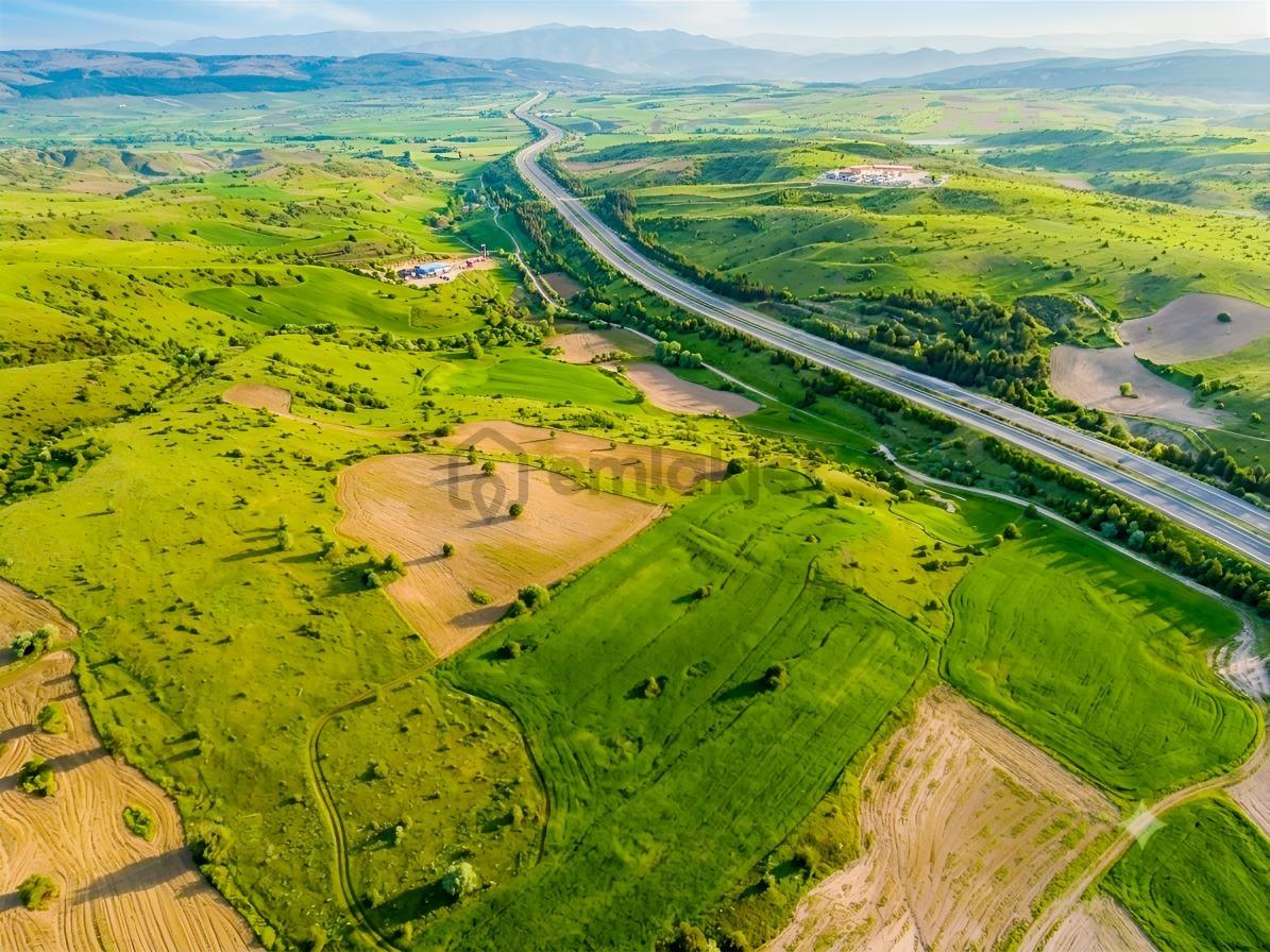 Cuma Son!! Otoyol Kenarı Tek Tapu 6.776 M2 Tarla - 8