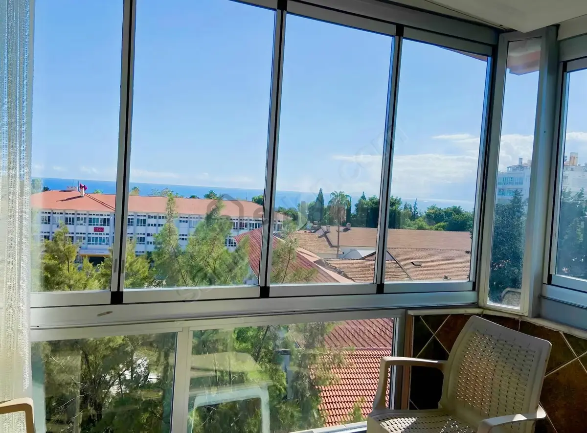 Deniz Manzaralı Eşyalı Lüks Daire - 13