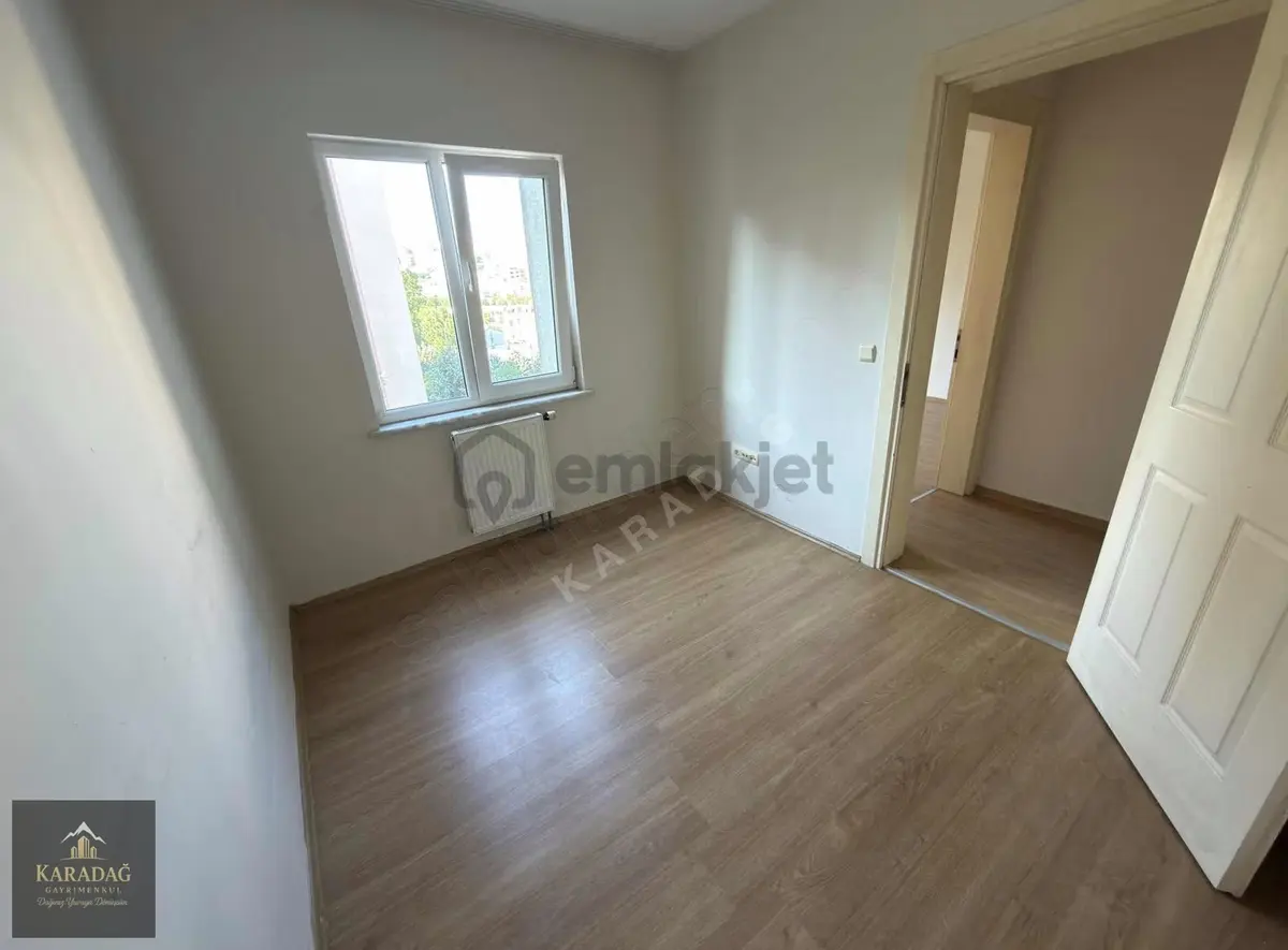 Güvenlikli Site İçerisinde Satılık - 10