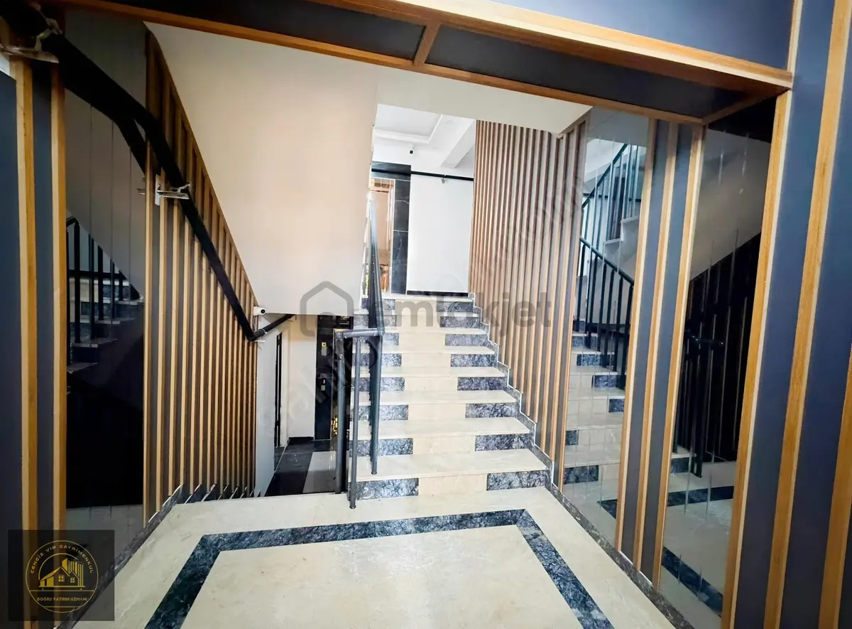 Bahçelievler'de Satılık Ultra Lüks Daire - 31