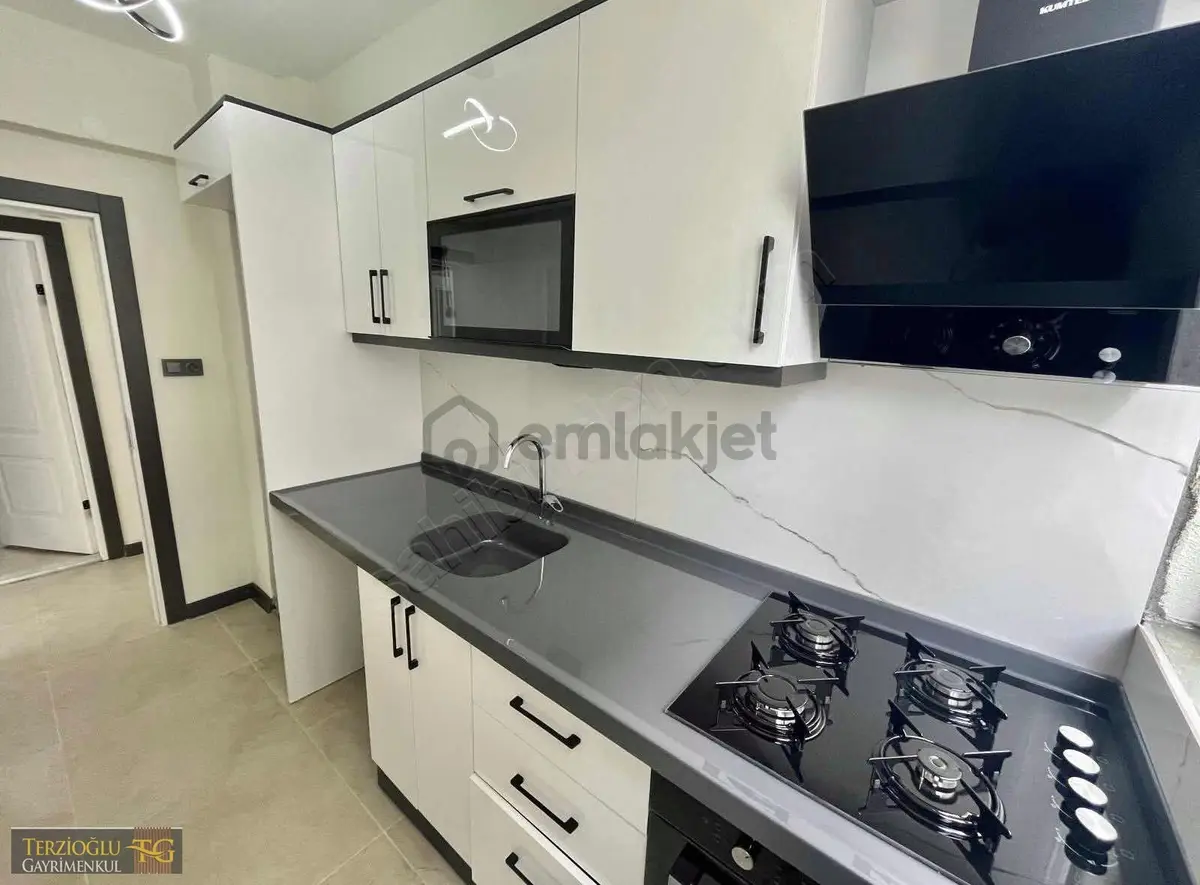 Terzioğlu'ndan Denize 200 Mt Full Yapılı Ara Kat Ön Cephe 2+1 Da - 4