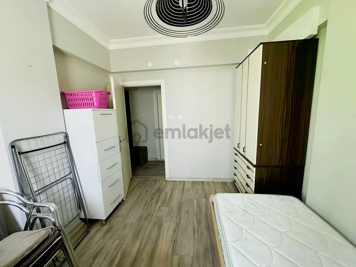 Şirinyalı'da Eşyalı 2+1 Kıralık Daire - 10