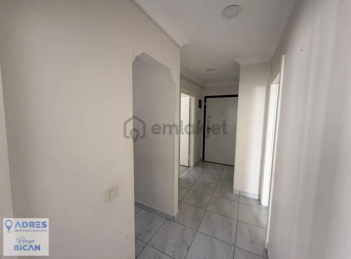 Kağıthane Harmantepe'de Kiralık 70m² 2+1 Daire - 2