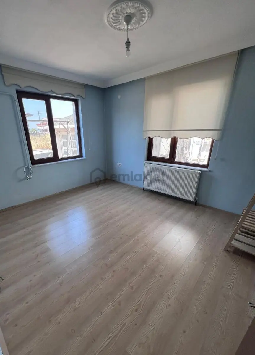 Kiralık 3+1 Daire - 22