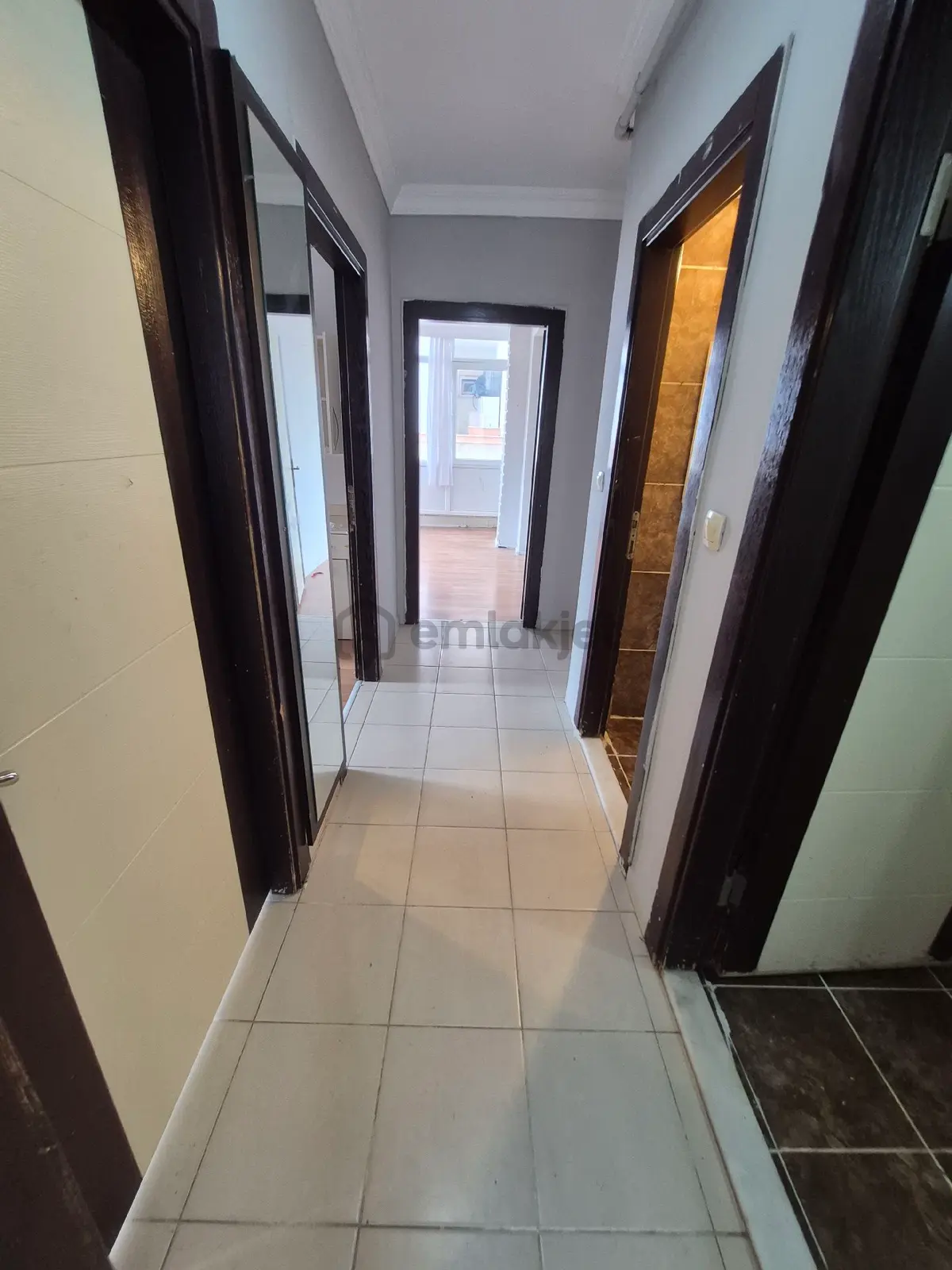 Demirgülde Merkezi Konumda Satılık 2+1 Daire - 23