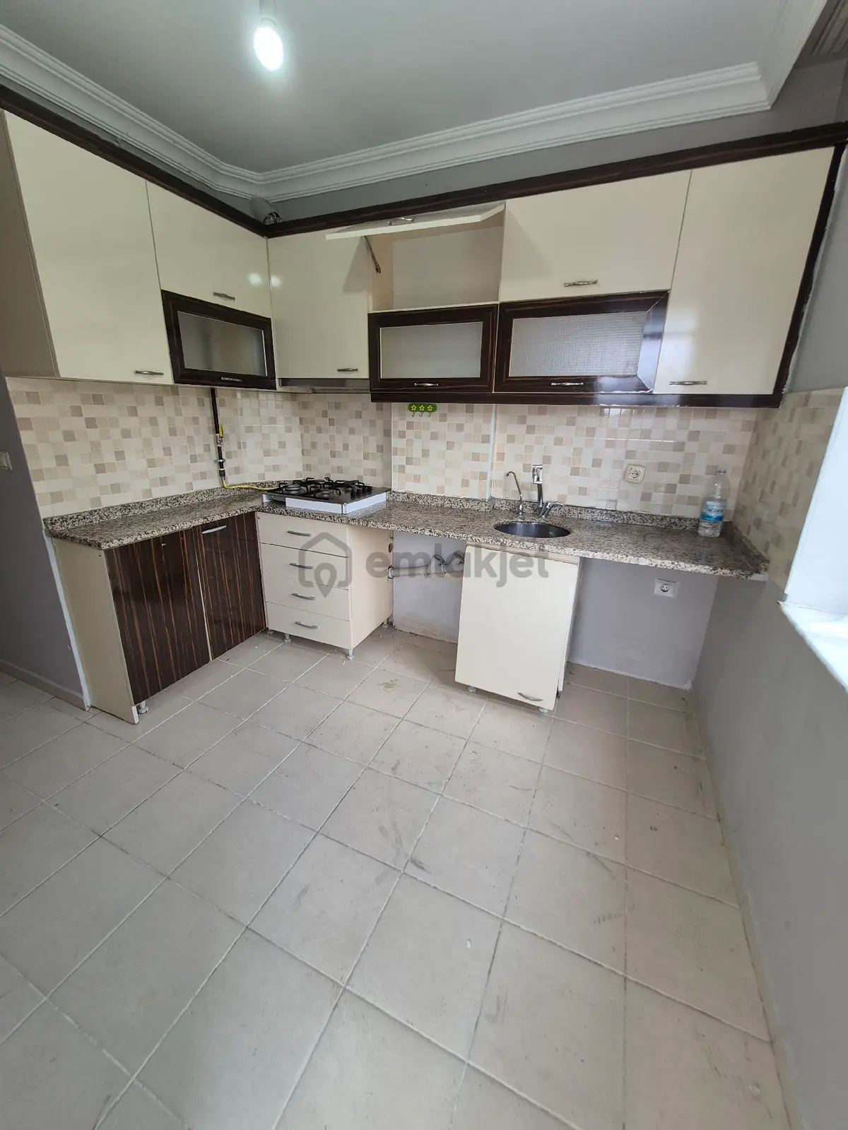 Demirgülde Merkezi Konumda Satılık 2+1 Daire - 16