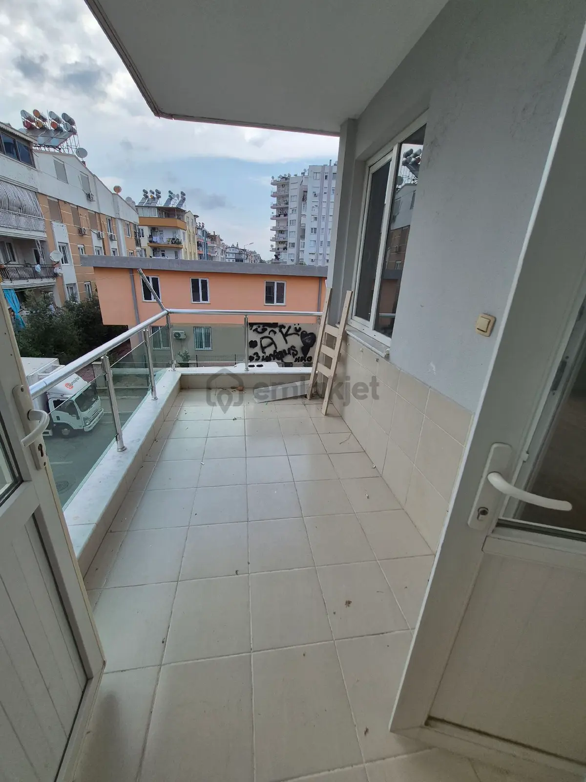 Demirgülde Merkezi Konumda Satılık 2+1 Daire - 7