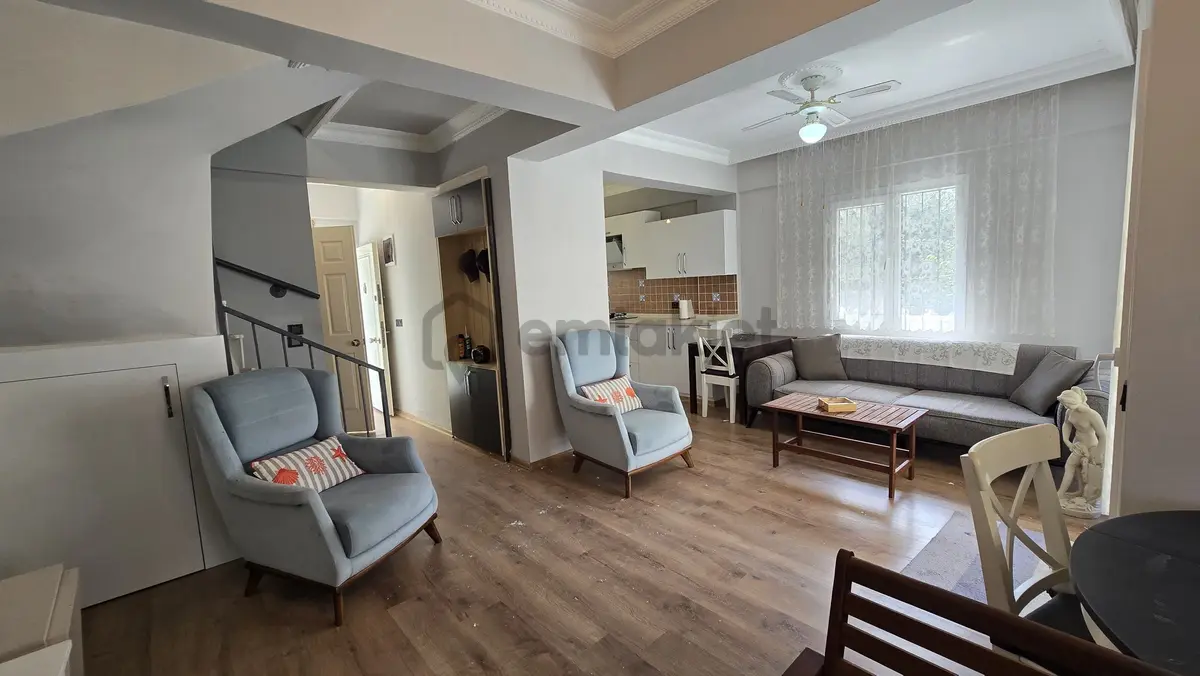 Eşsiz Sitede 300 Metre Denize Triplex - 9