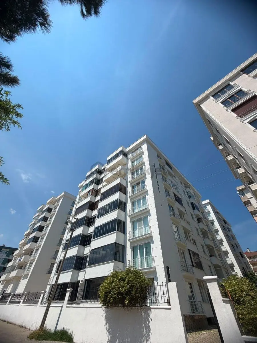 Yazıcızade De Kiralık Temiz 3+1 - 31