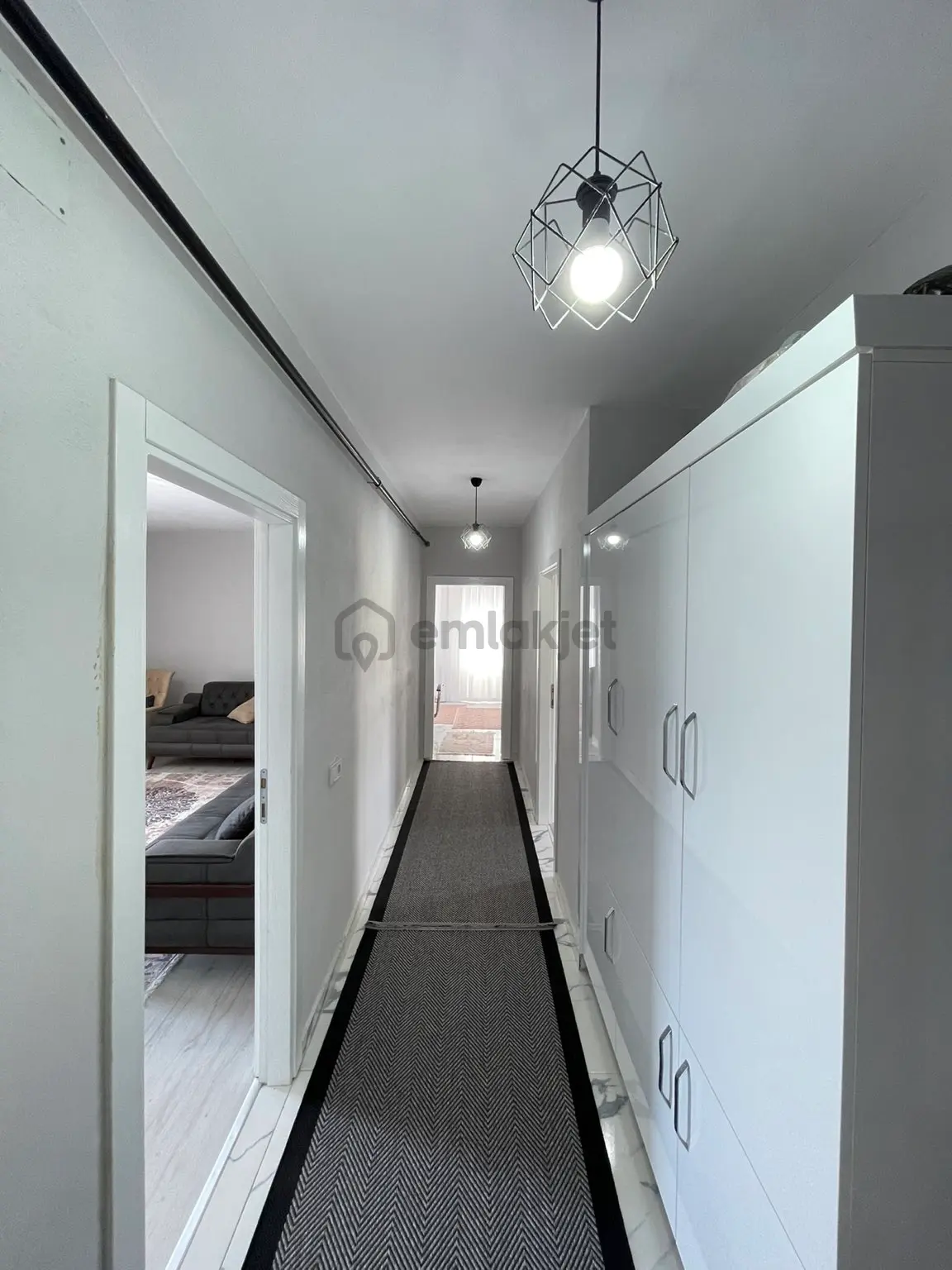Toroslar Arpaçsakarlar Mahallesinde Satılık 3+1 Daire