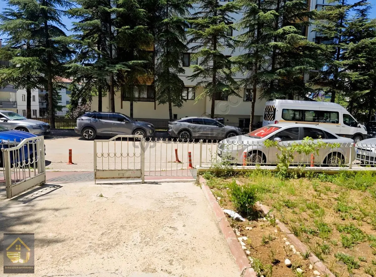Balgat Ehlibeyt Mahallesinde Satılık 27m2 Dükkan - 16