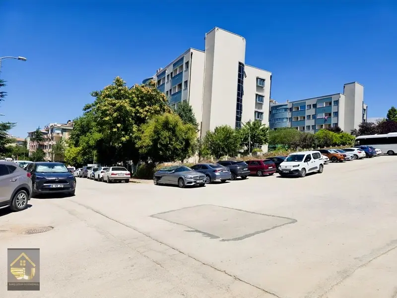 Balgat Ehlibeyt Mahallesinde Satılık 27m2 Dükkan - 4