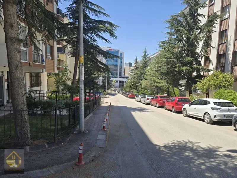Balgat Ehlibeyt Mahallesinde Satılık 27m2 Dükkan - 6