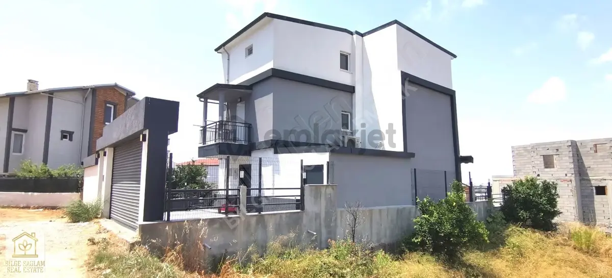 Müstakil Havuzlu Triplex Villa - 28