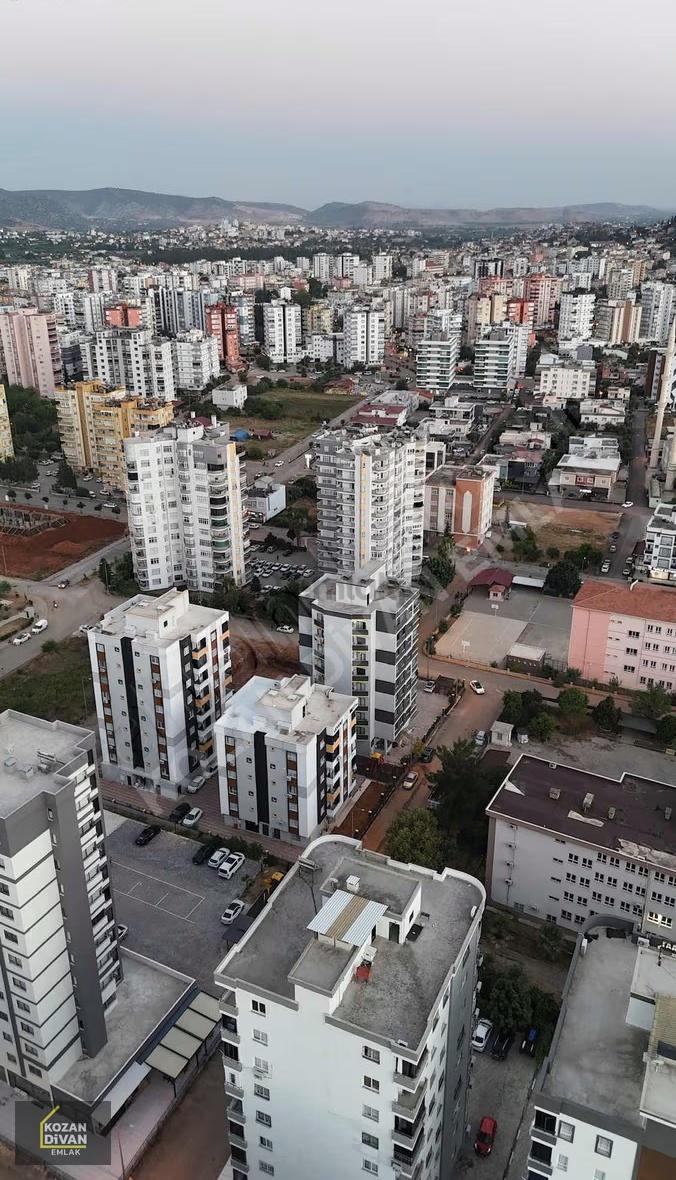 Kozan Divan Emlak'tan Merkezde Işıklı Yolda 4+1 - 30