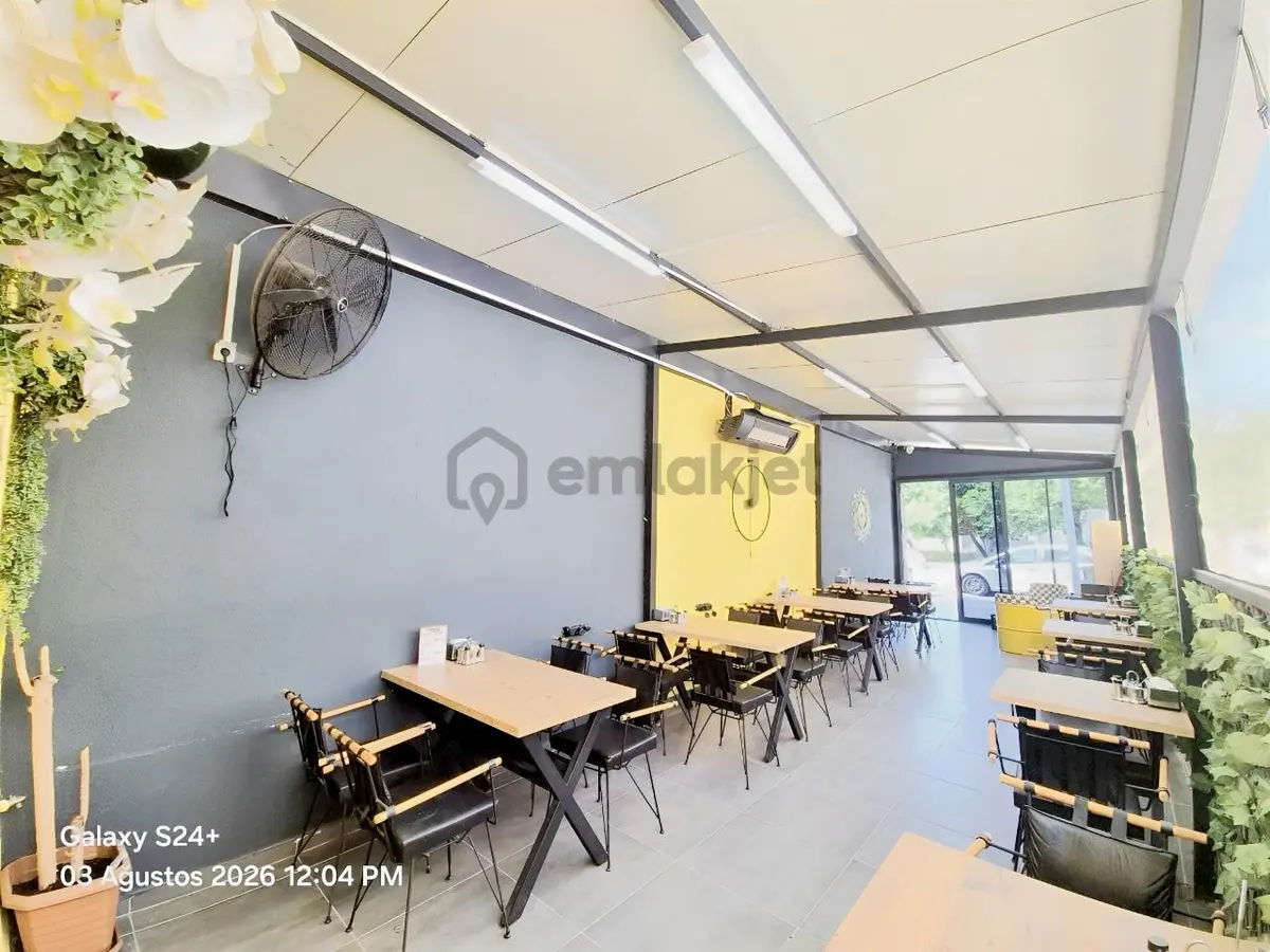 Hak Emlak'tan Şehrin Kalbinde Devren Kiralık Restoran / Lokanta - 21