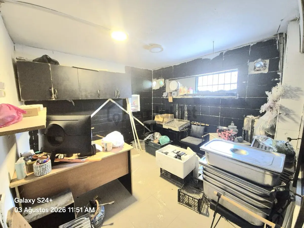 Hak Emlak'tan Şehrin Kalbinde Devren Kiralık Restoran / Lokanta - 25