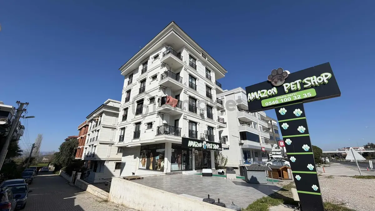 İzmir Caddesi Üzerinde Ön Cephe Balkonlu Ara Kat 2+1 Daire - 16