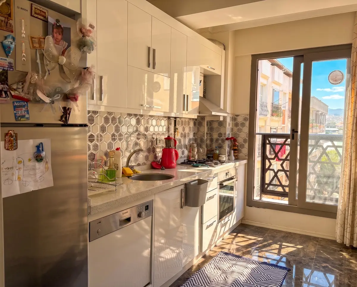 Buca Akıncılar Mah. Kapalı Mutfak Satılık 2+1 Daire - 11