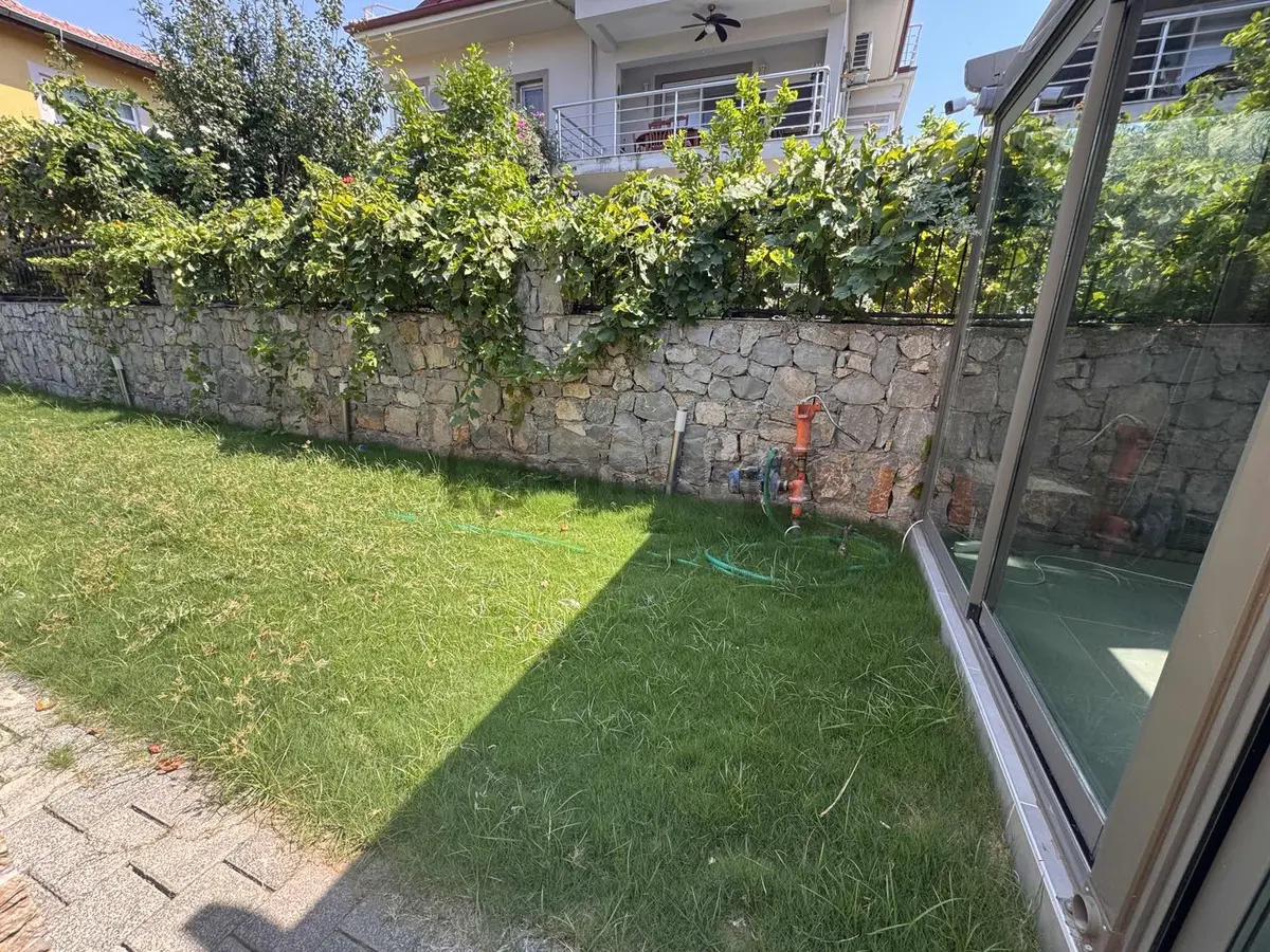 Akarca Mahallesünde Satılık 4+1 Villa - 10