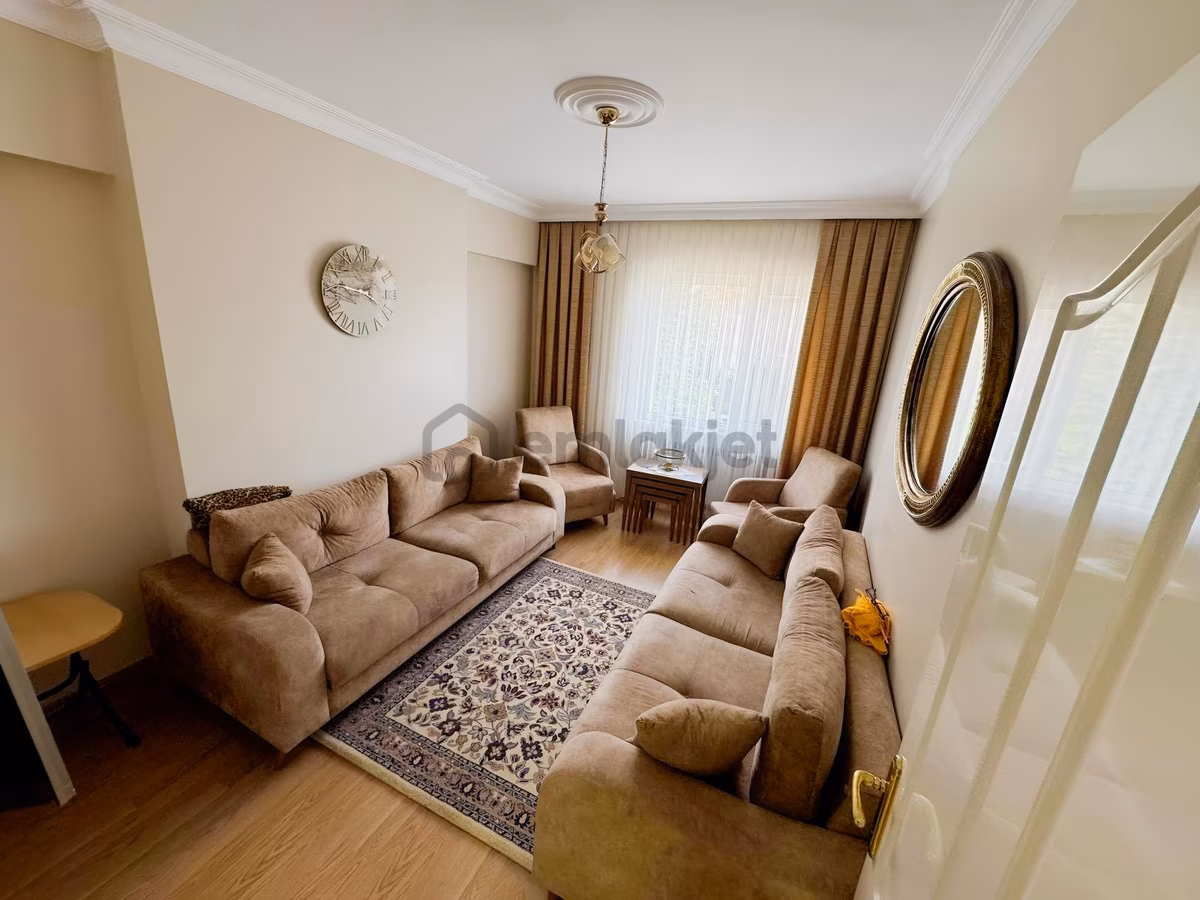 Maltepe Bağlarbaşı Mahallesinde 4+1 Satılık Daire - 10