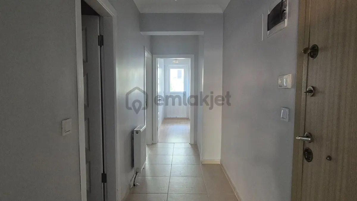 Bandırma, 17 Eylül Mahallesinde Kiralık Daire 2+1 - 8