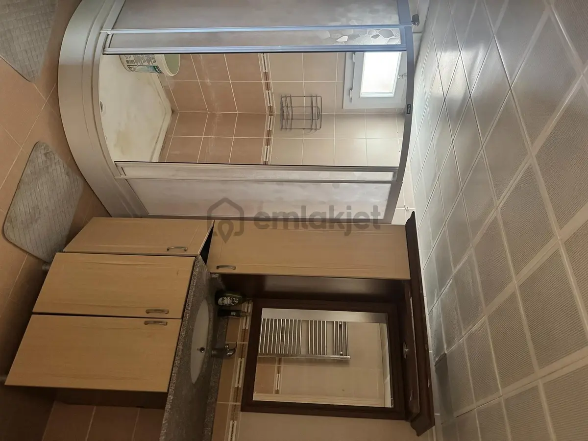 Fatih Mahallesi'nde Kiralık 2+1 Daire - 16