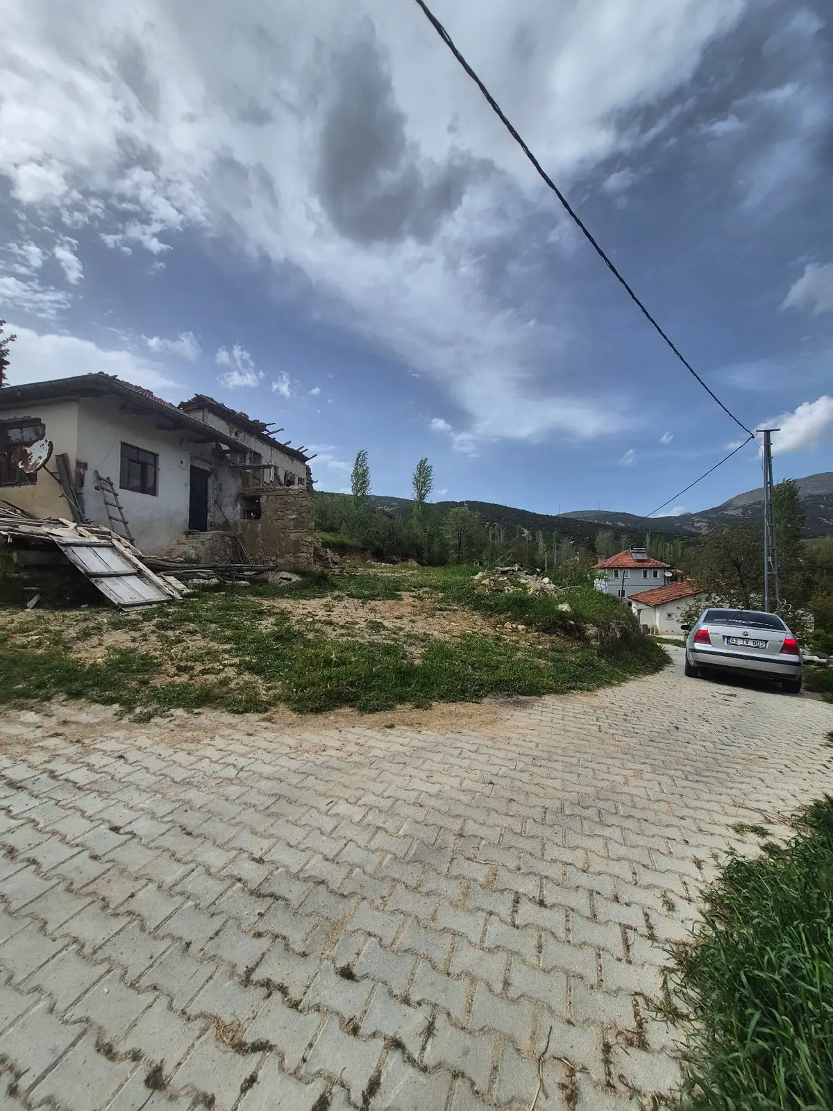 2500 M2 İçinde Evi İle Birlikte Kupon Arazi - 8