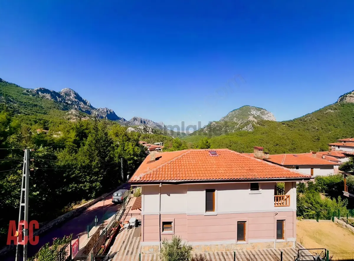 Doğayla İç İçe Kiralık Dubleks Villa / Вилла В Аренду Коняаалты - 26