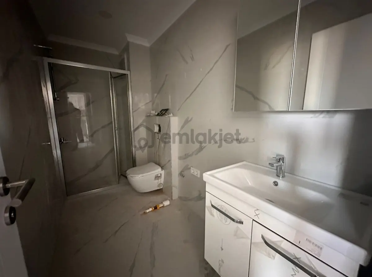 Ümraniye Metronom'da Satılık 1+1 Lüks Daire - 4