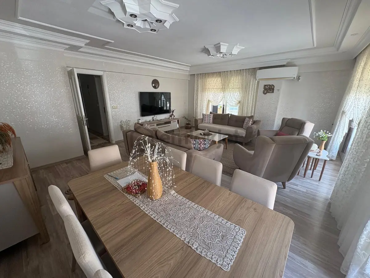 Didim Merkezde 130 M2 2+1 Ayrı Mutfak Daire - 8