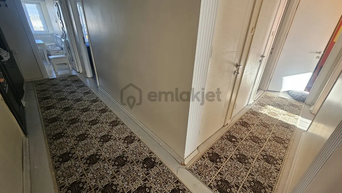 Bornova Çınar Mahallesinde Geniş Ferah Üç Cephe Satılık 3+1daire - 21